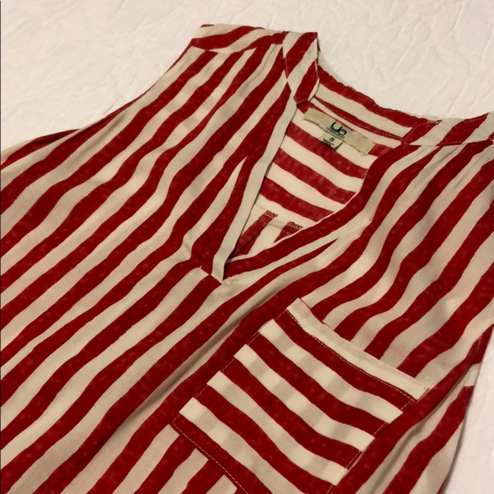 Ladies sleeveless top!